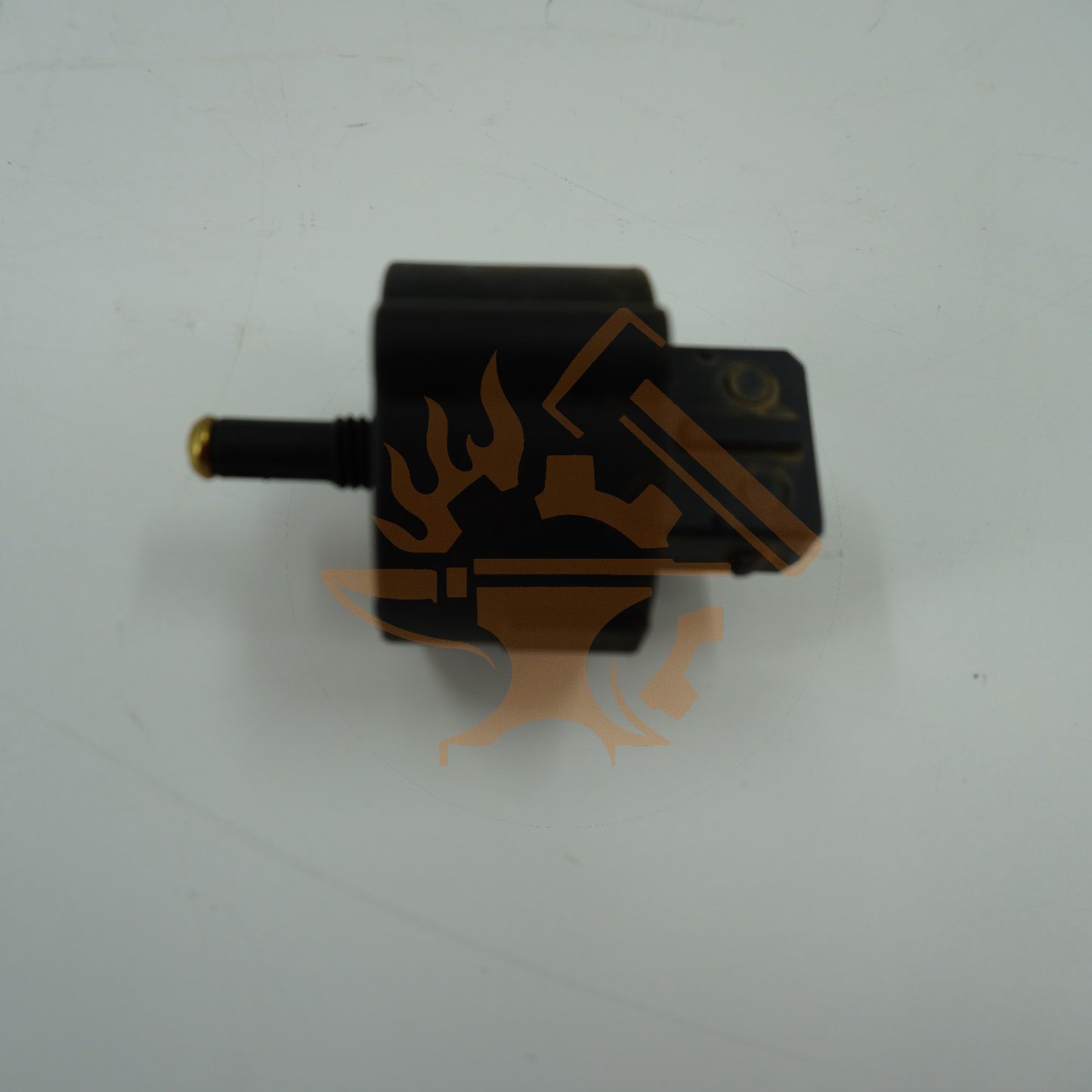 Fuel Water Sensor Switch Assembly 1J430-43880 for Kubota Engine V3800 V3307