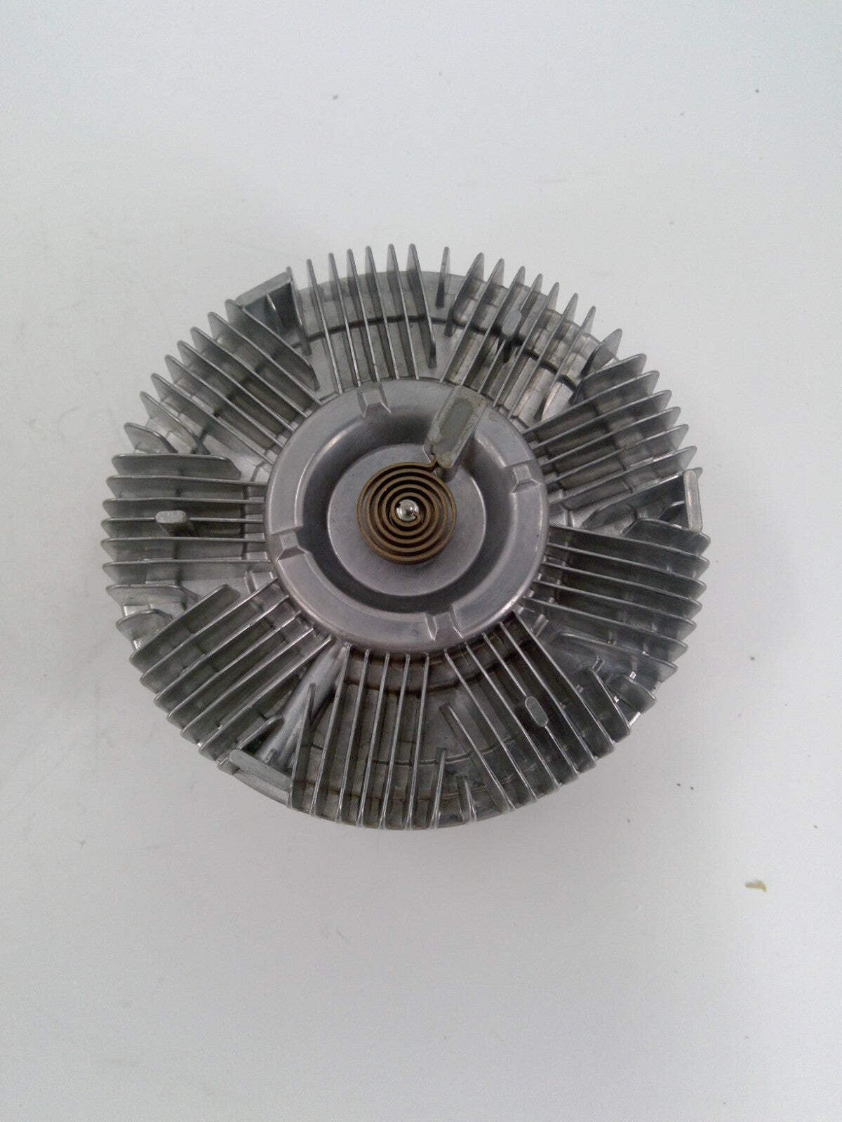 Fan Clutch 47135805 for New Holland Tractor T4.105F T4.65 T4.95V TD4040F T4050F