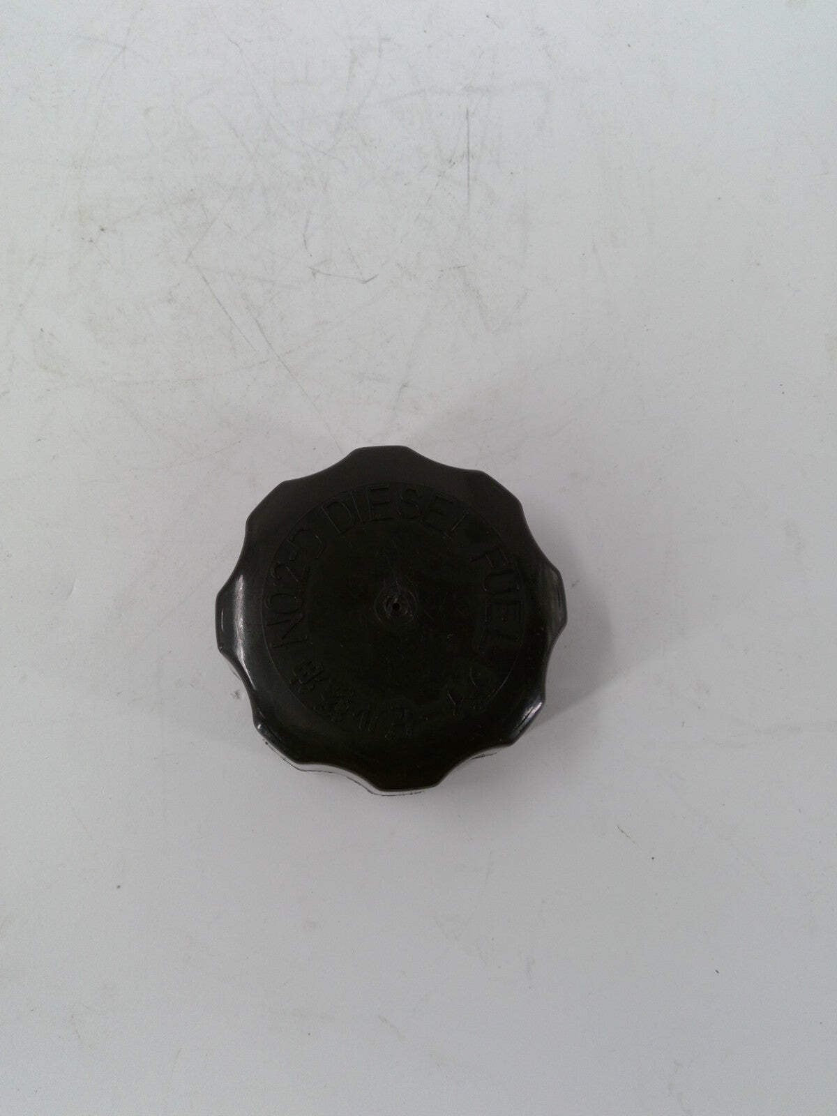 Fuel Cap 34150-35221 Fits Kubota L175 L185 L225 L235 L245 L285 L295 L305 L345