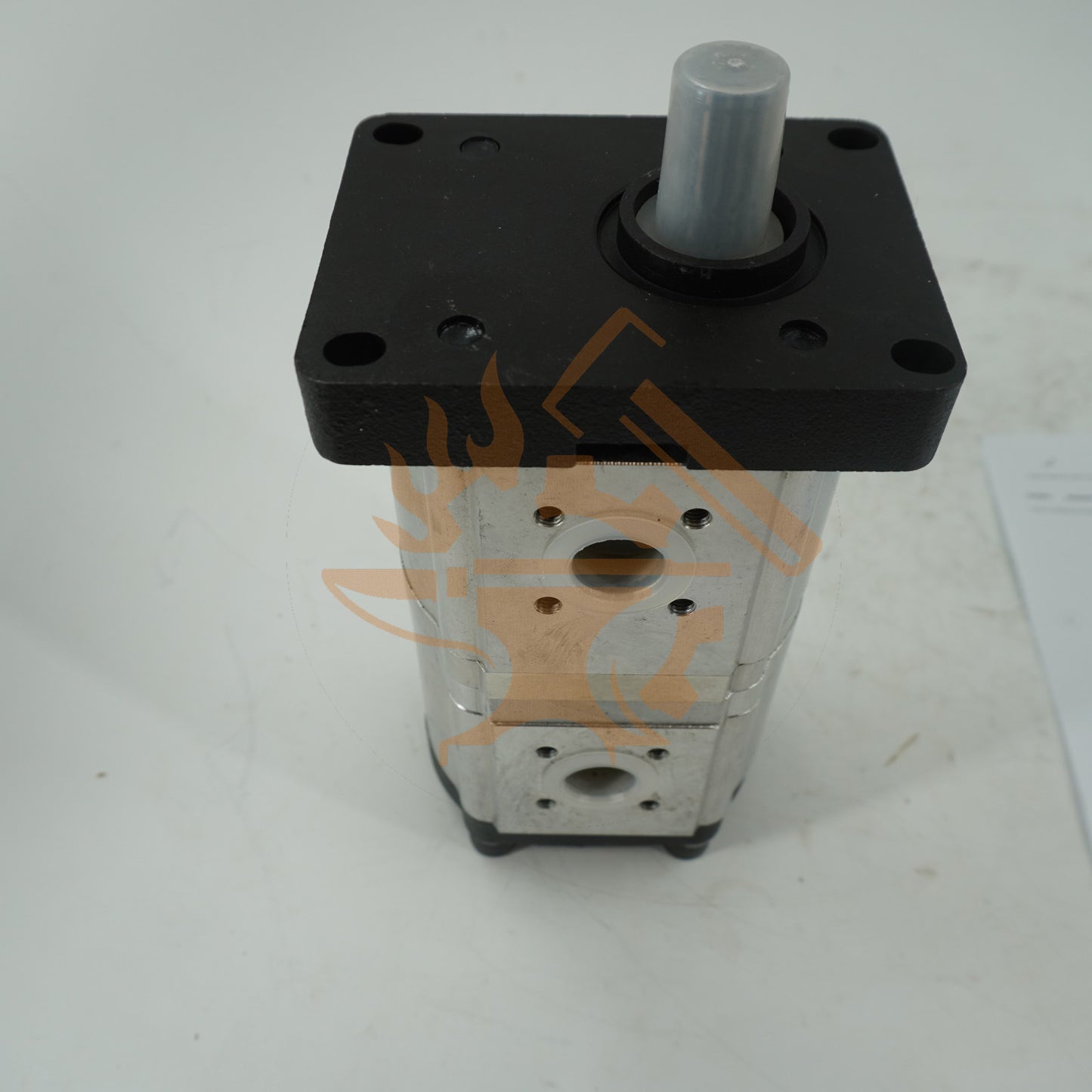 Hydraulic Pump 3A111-82202 for Kubota Tractor M4700 M5400 M6800 M8200 M9000