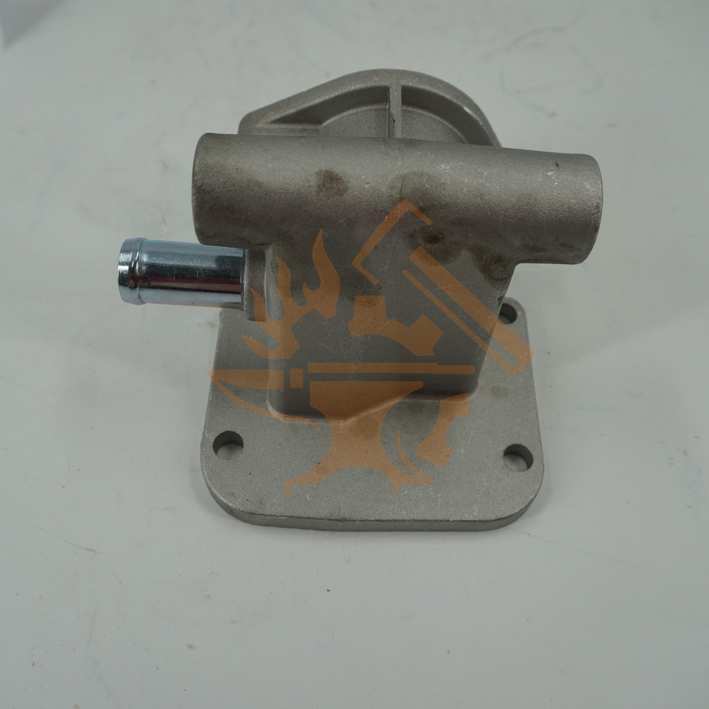 Thermostat Housing 9-13716804-2 for Isuzu Engine TL C240 TCM FD20Z FD30Z