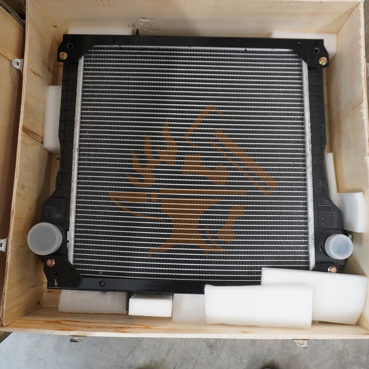 Radiator 234876A1 for CASE Engine 4391 4391T 4391TA Forklift 584E 585E 586E