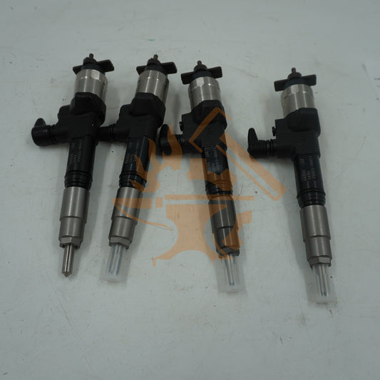 4 Pc Fuel Injector 1J574-53050 for Kubota V3800 Tractor M100XDTC M108DSC M108SDS
