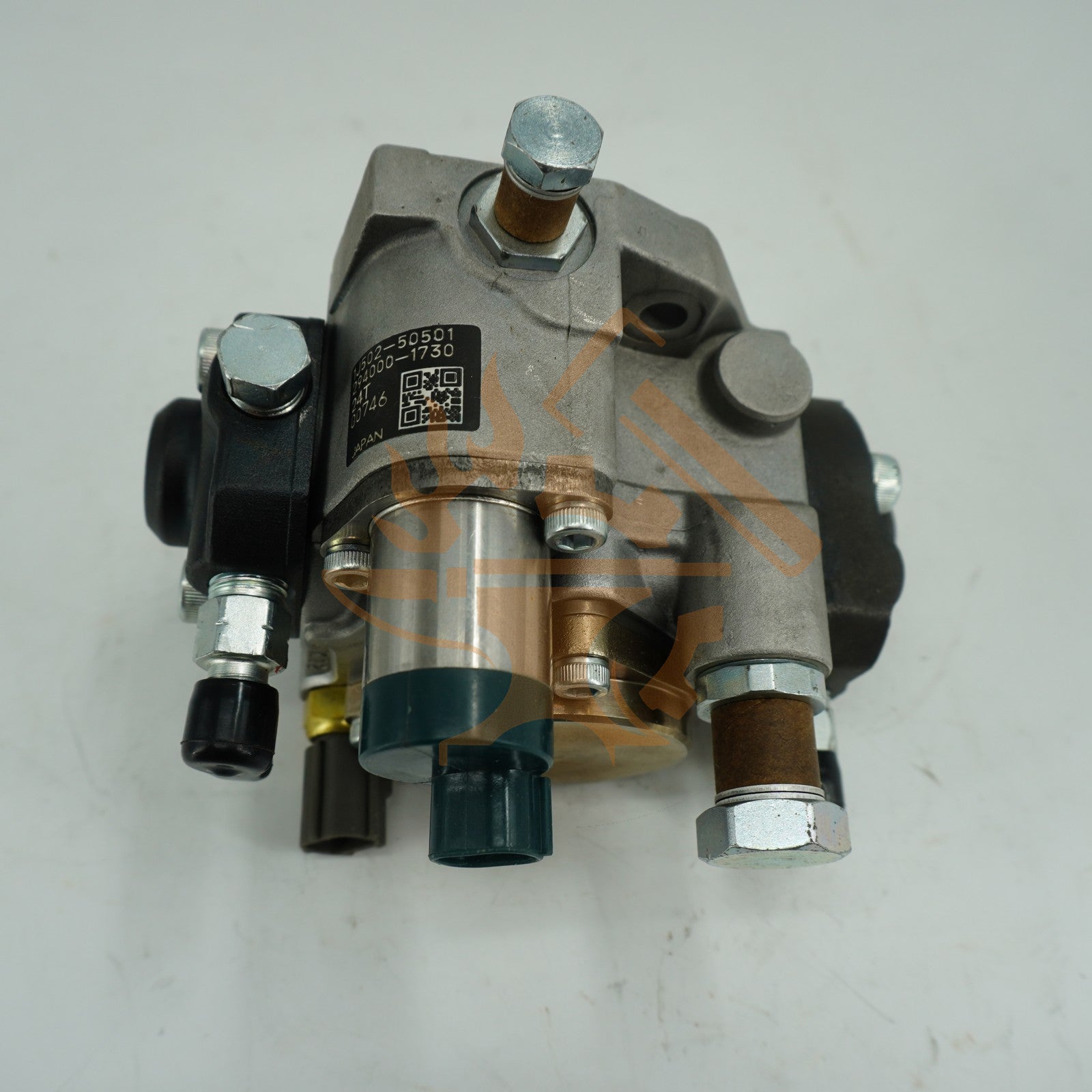 Fuel Injection Pump 1J502-50501 7024366 for Kubota Engine V3800 Bobcat Loader