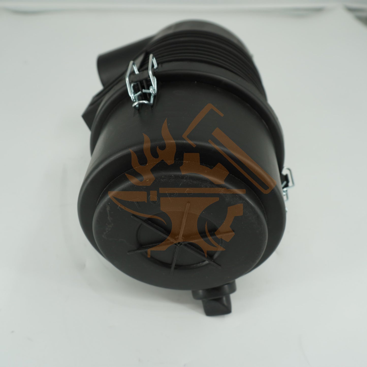 AIR CLEANER INCLUDING AIR FILTER