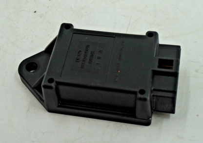 12V Glow Plug Timer Relay 8970405010 For Isuzu Hitachi 3LD1 4JB1 EX35U EX50U