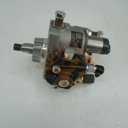 Fuel Injection Pump 1J502-50501 7024366 for Kubota Engine V3800 Bobcat Loader