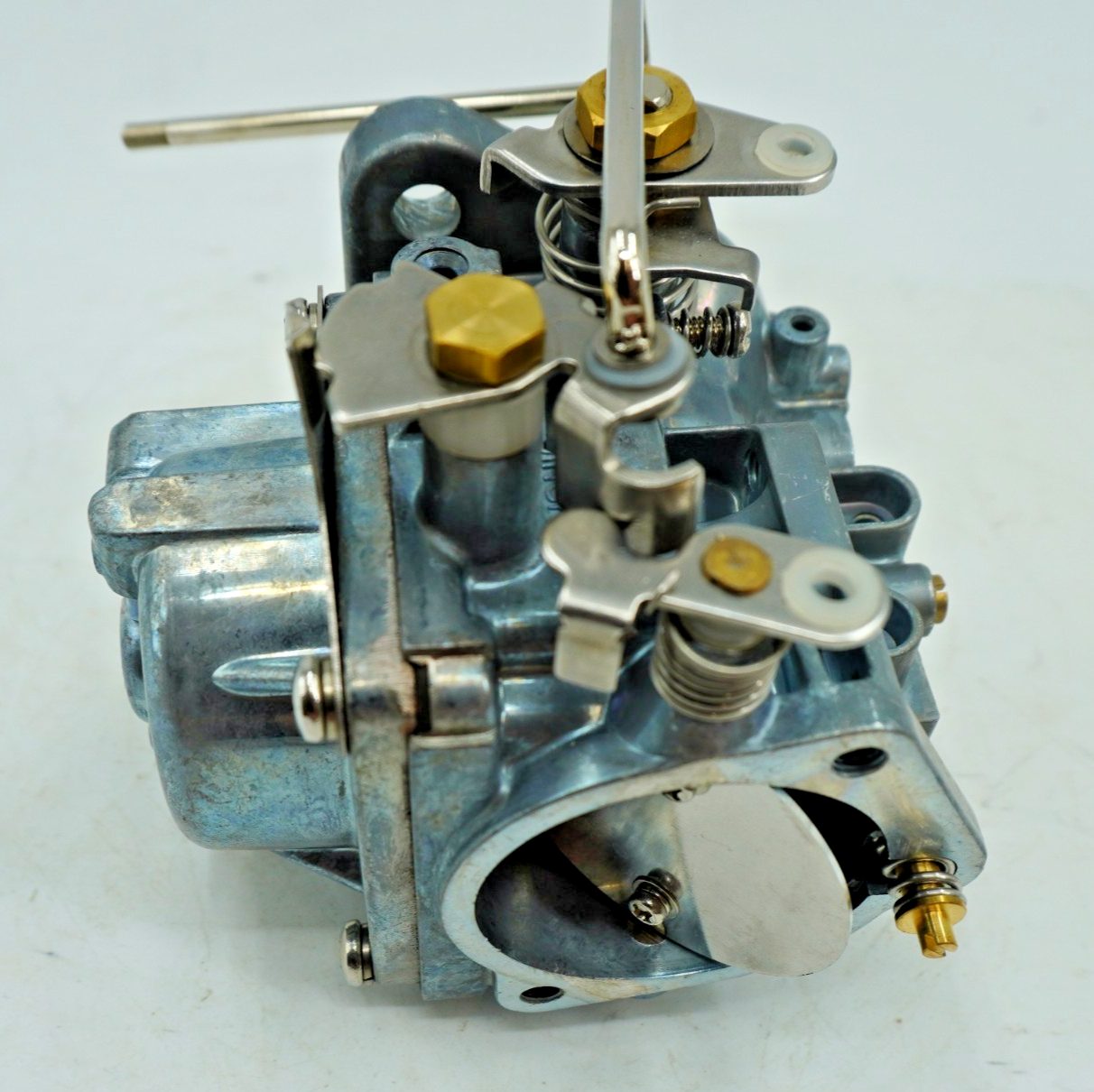 Carburetor 13200-944J0-000 for Suzuki Outboard Engine DT40 DT40W 40WR