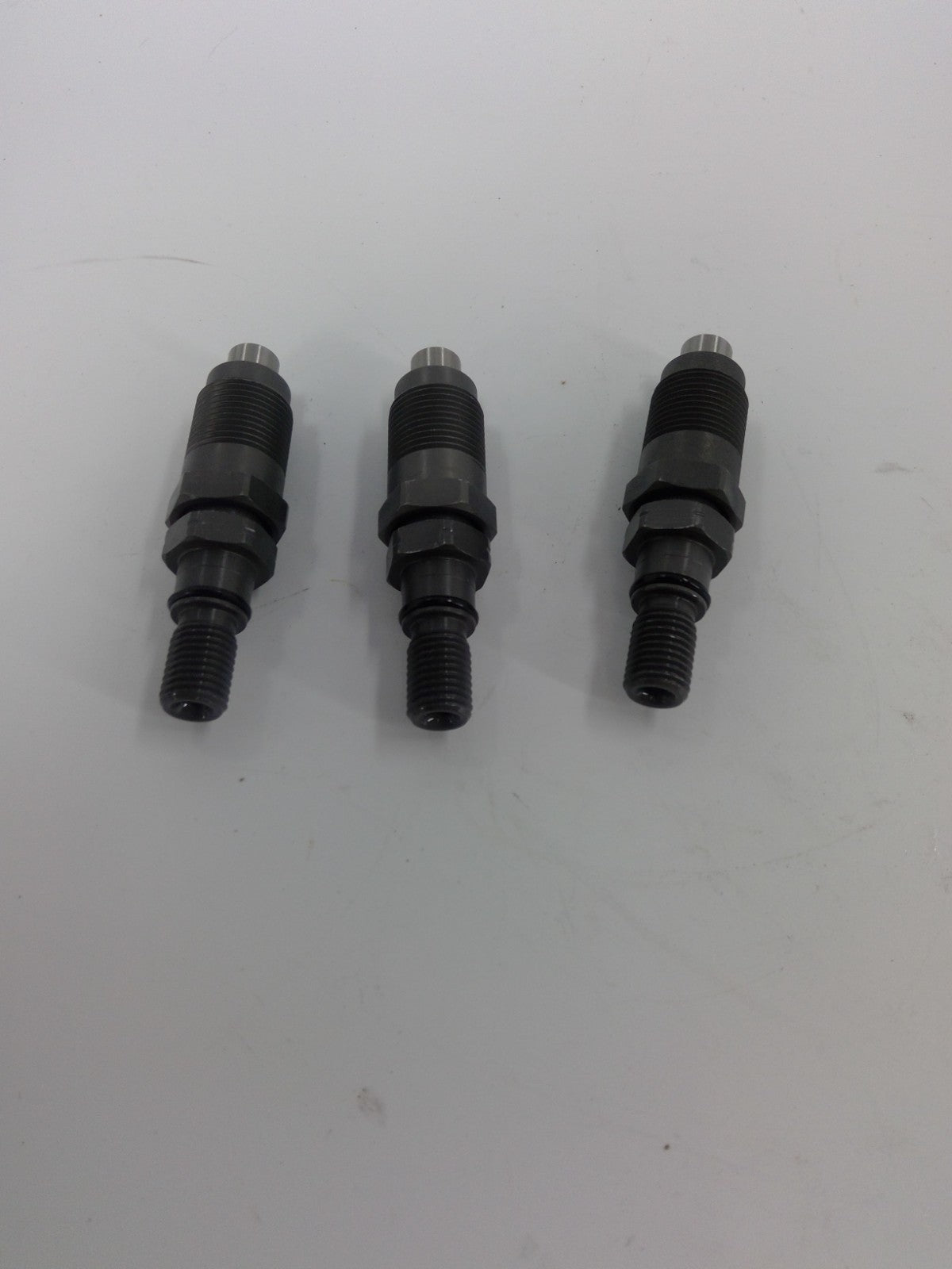 3xFuel Injector AM100744 for JohnDeere 1435 2500 2500A 2500E 2653A 445 X495 X595