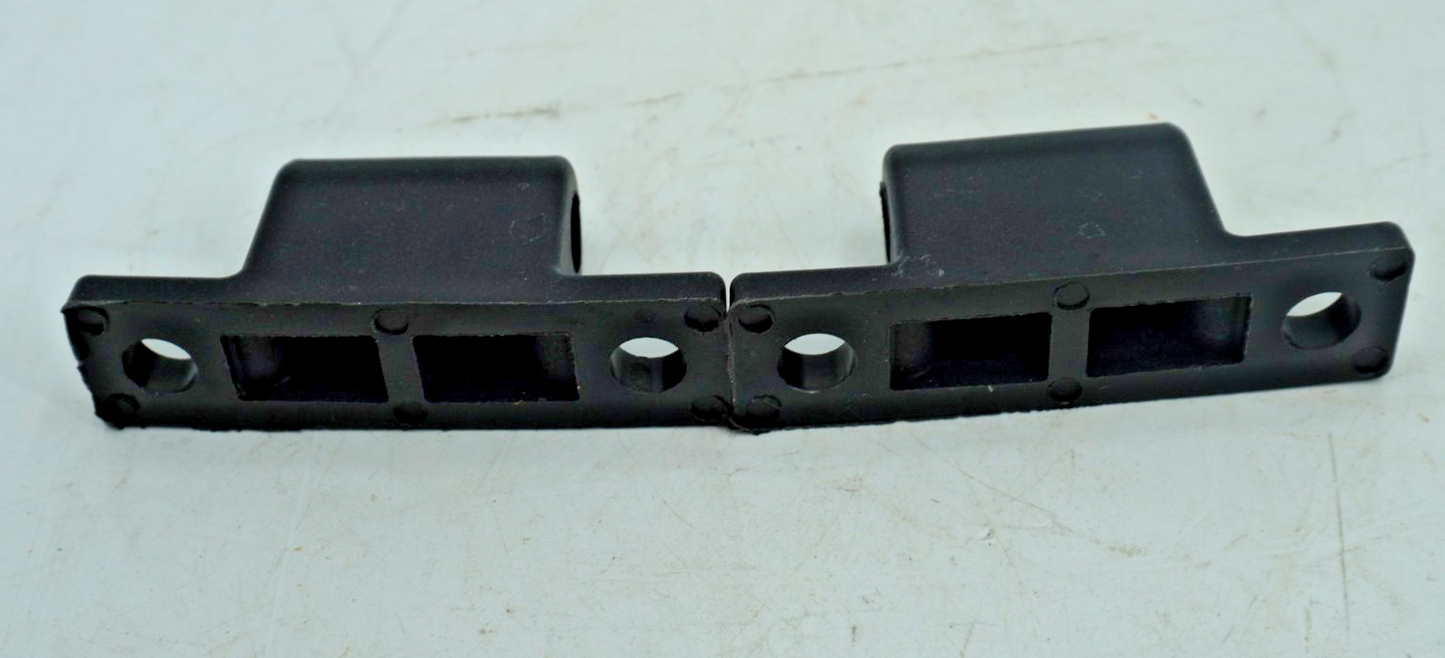 Door Hinge Set 6717593 for Bobcat 751 753 763 773 863 864 873 883 963
