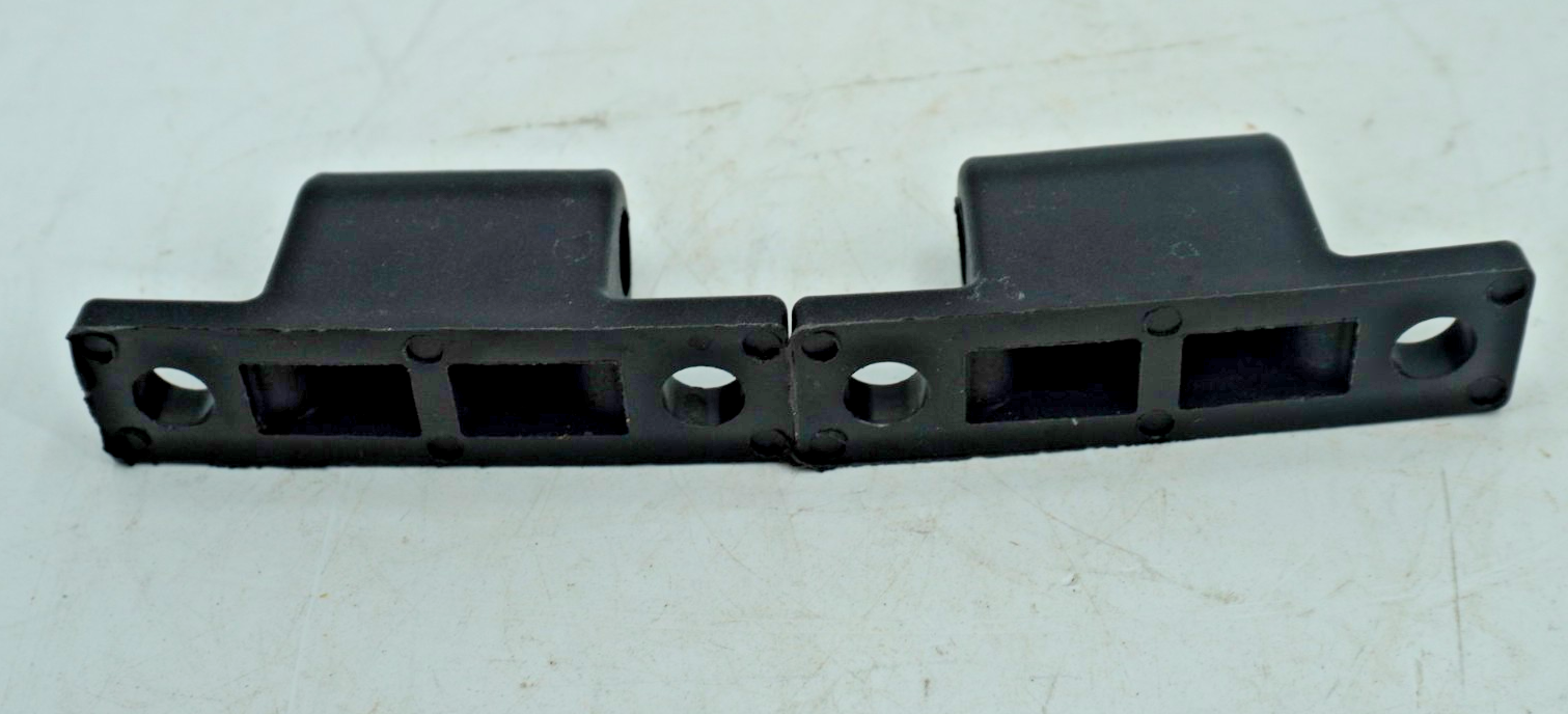 Door Hinge Set 6717593 for Bobcat 751 753 763 773 863 864 873 883 963