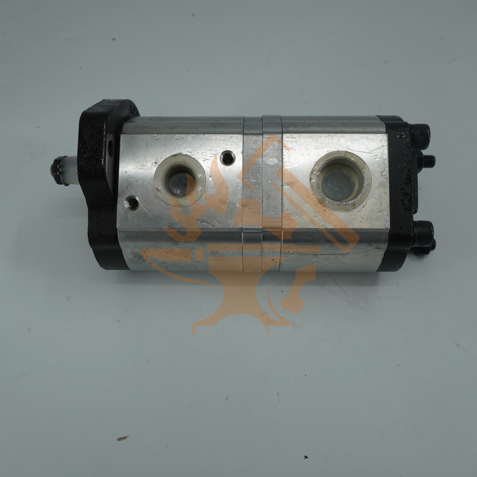 TANDEM HYDRAULIC PUMP