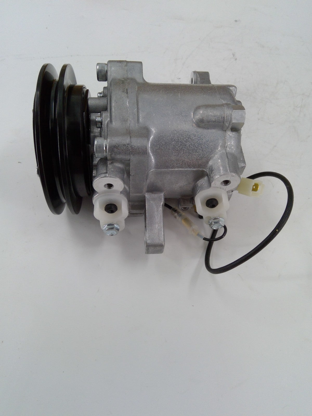 A/C Compressor RD451-93900, 3C581-50060 For Kubota SVL75C SVL95 U55 SSV65C