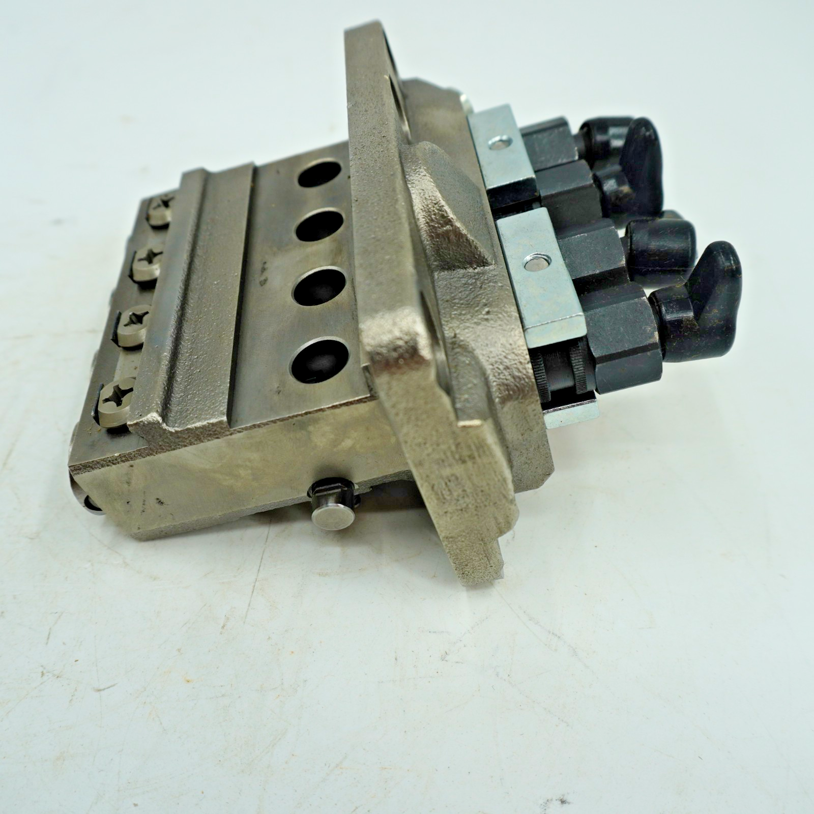 Fuel Injection Pump 094500-8210 1G468-51011 For Kubota V2003-M-T-E2B Engine