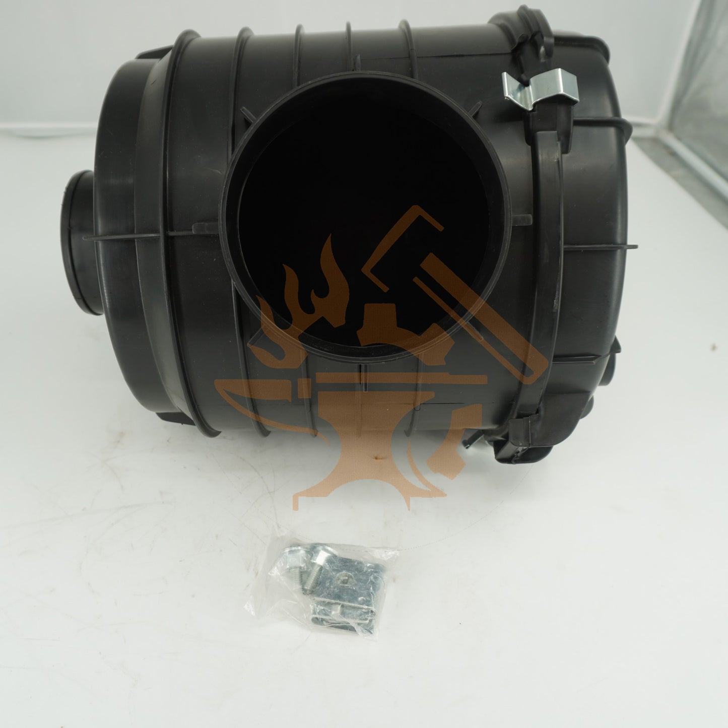 Air Cleaner Assembly 8980504152 for Isuzu 4JJ1T Truck NPR75 NQR75 NLR85 700P