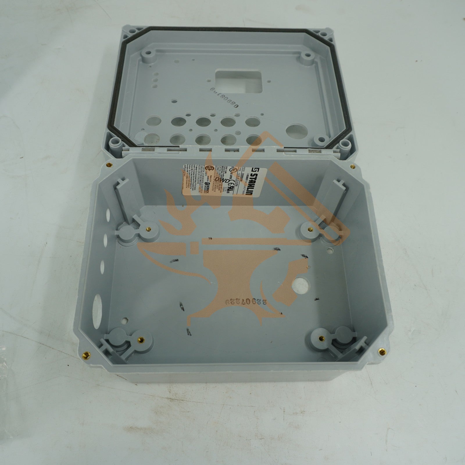ENCLOSURE BOX GENIE OEM ORG 72324GT