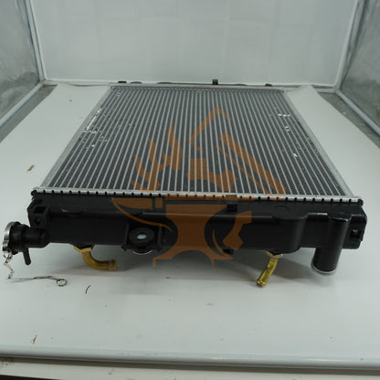 Water Tank Radiator 16410-U3330-71 for Toyota 13Z Forklift 7FDAU50 7FDKU40
