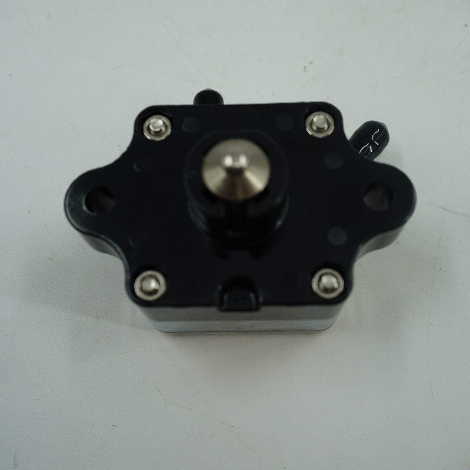 Fuel Pump Assembly 66M-24410-11-00 for Yamaha Outboard 4-Stroke 9.9HP 15HP F15