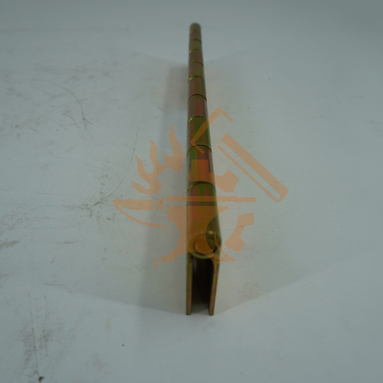 HINGE, ACCESS DOOR GS68 GENIE ORG 79136GT
