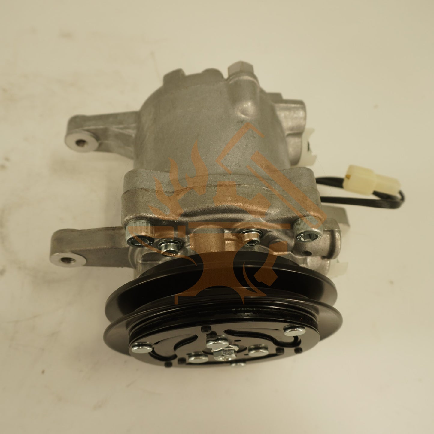 AIR CONDITIONING COMPRESSOR