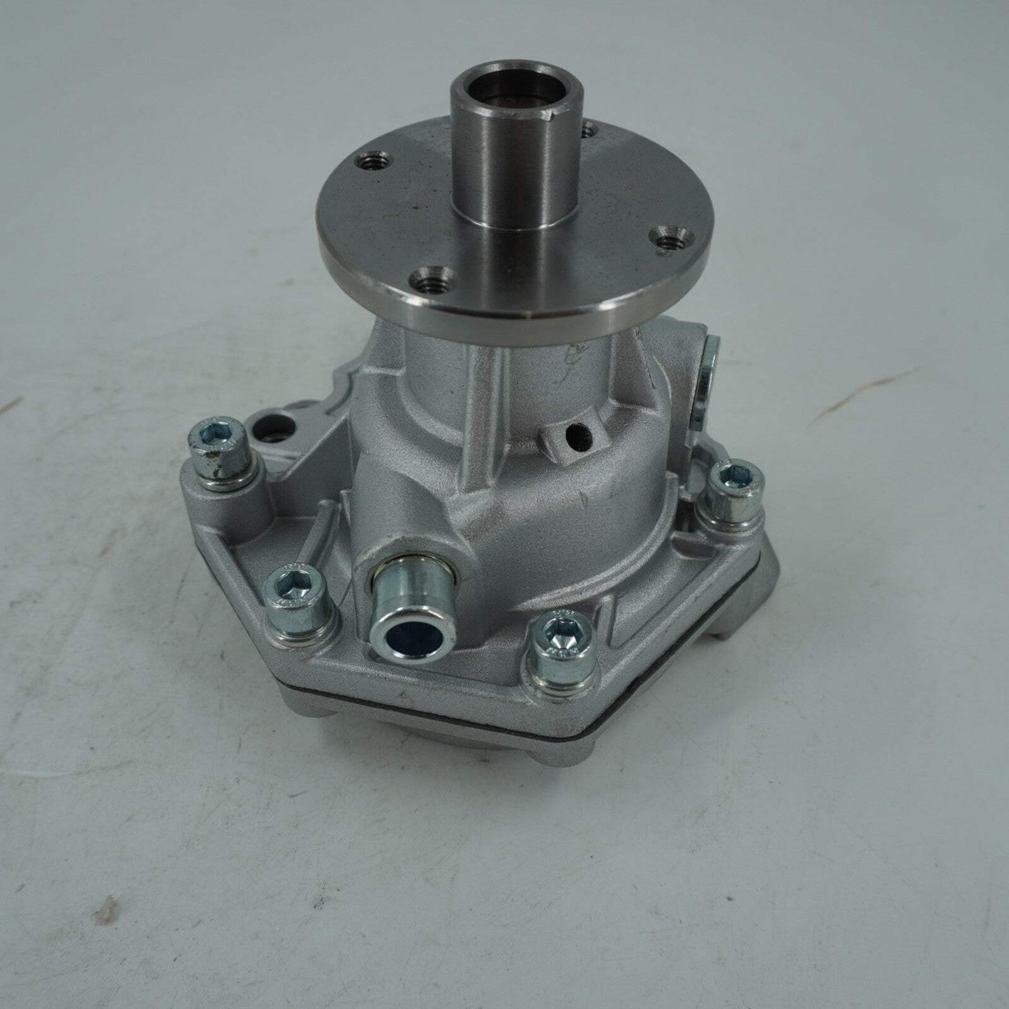 Water Pump 6584445 for Lombadini LDW1503 LDW1603-LDW2004 LDW2004/T-LDW2204