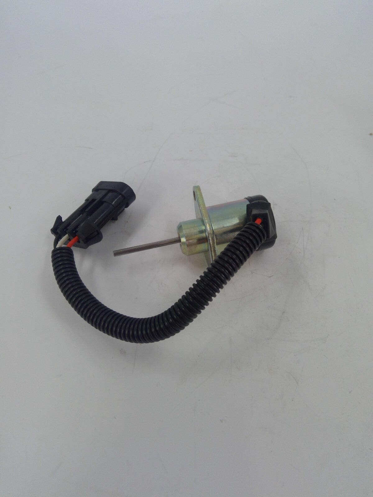 1G925-60011 Fuel Shutoff Solenoid for Kubota B1700D B2400D M8200 V2203 V2403