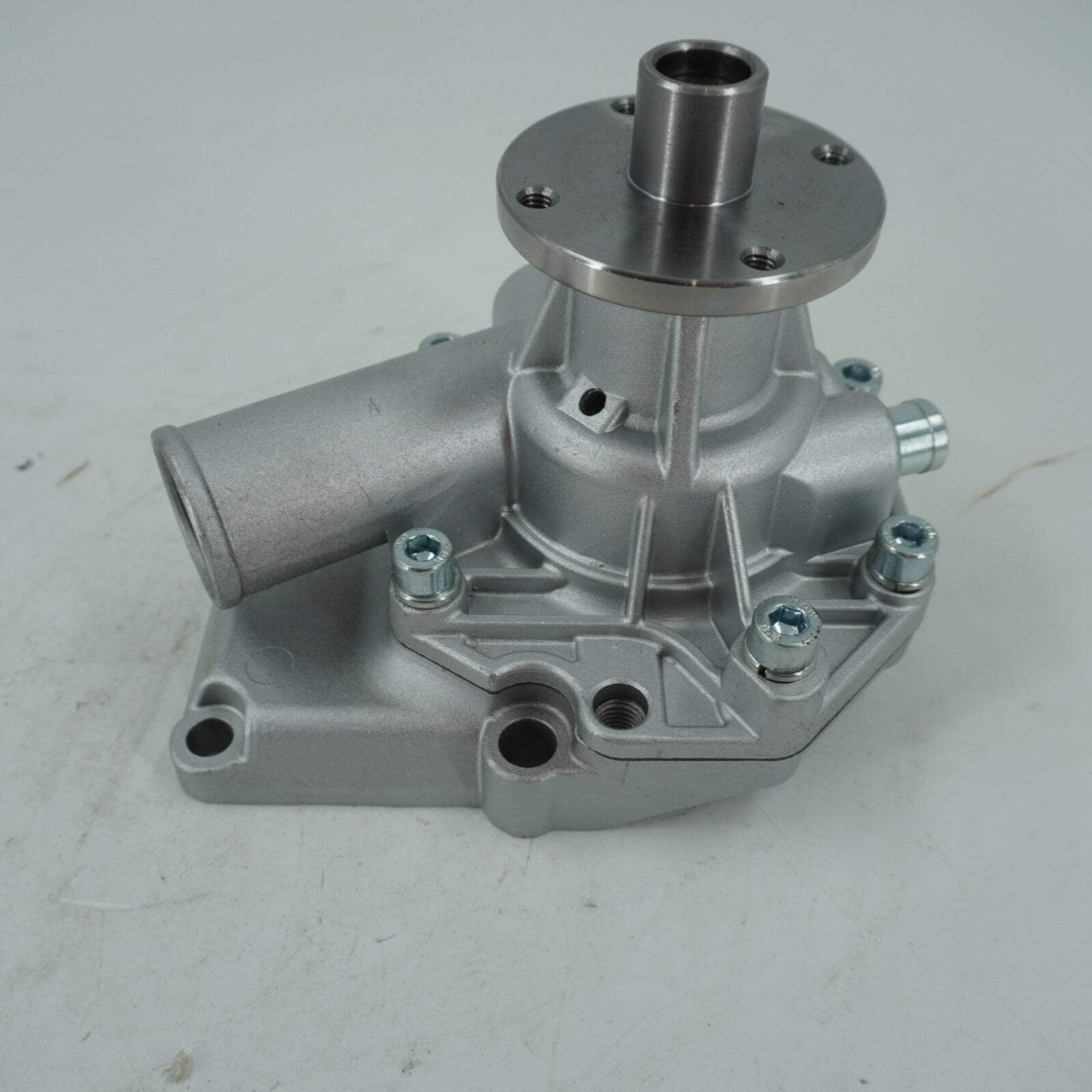 Water Pump 6584445 for Lombadini LDW1503 LDW1603-LDW2004 LDW2004/T-LDW2204