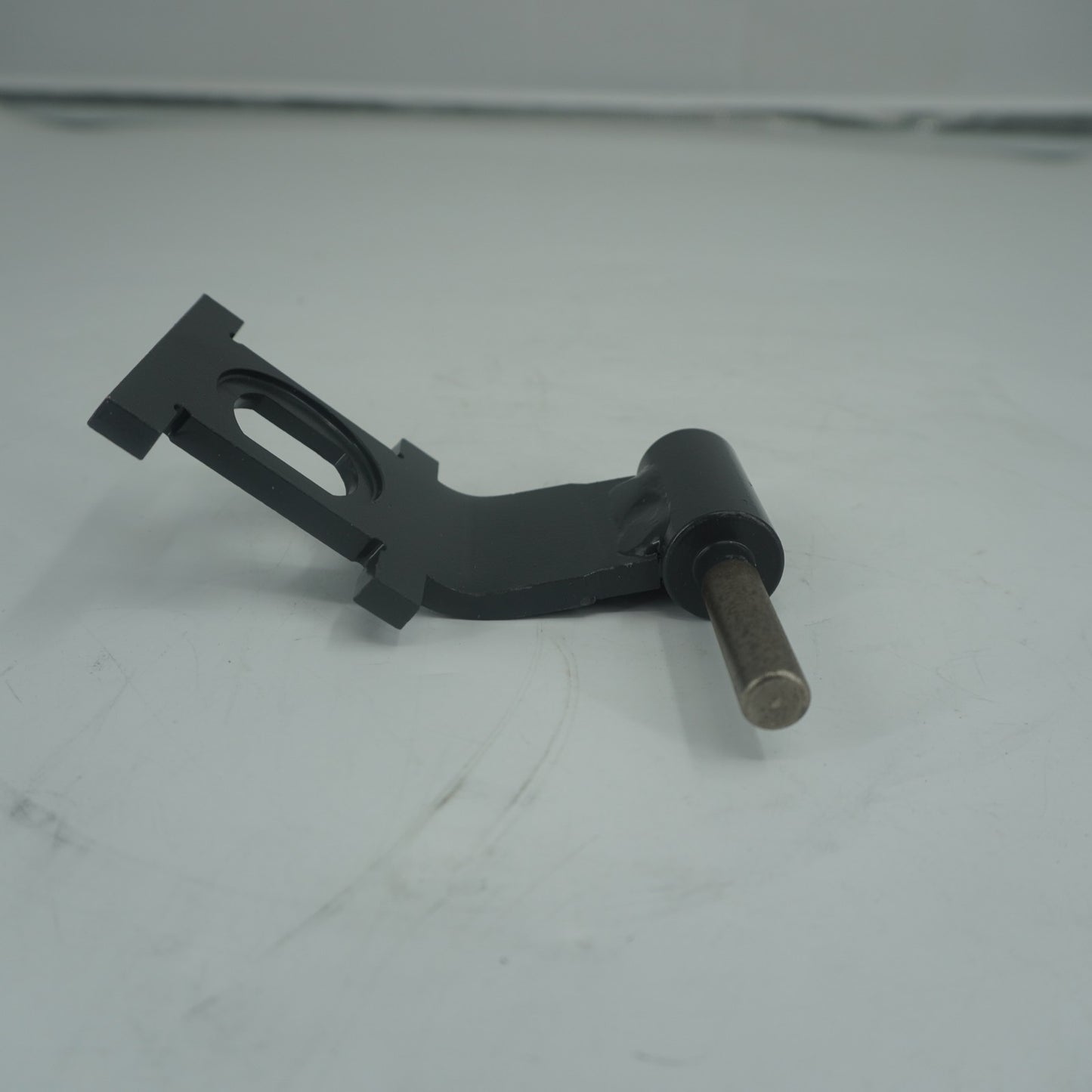 Cab Door Hinge 7193725 for Bobcat S450 S510 S530 S550 S570 S590 S595 S630 S650