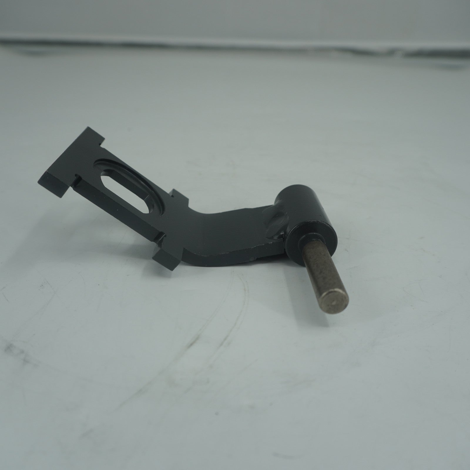 Cab Door Hinge 7193725 for Bobcat S450 S510 S530 S550 S570 S590 S595 S630 S650