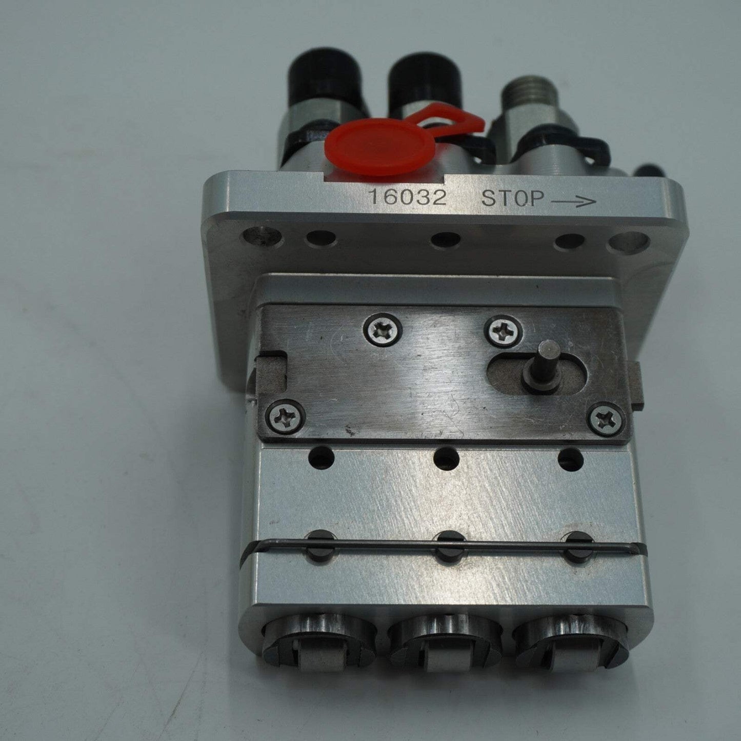 Cummins 0185-5425 Pump Fuel Injected for HDKAH, HDKAJ, HDKAK, HDKAT, HDKAU, HDK