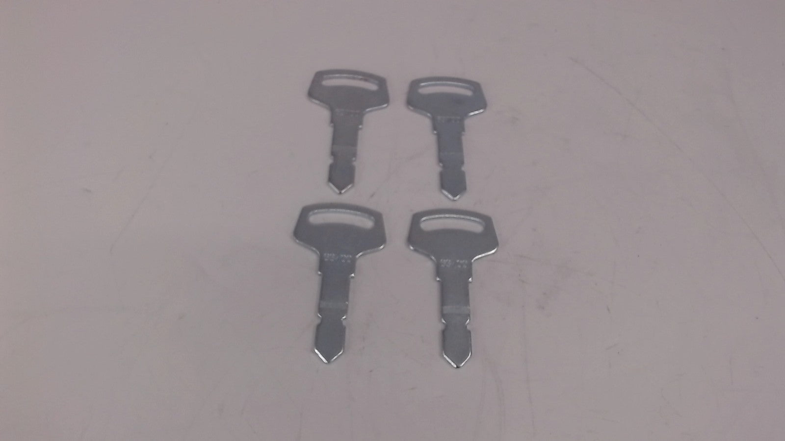 4 PC Ignition Key 15248-63700 for Kubota B Series B1700D B2100D B2400D B7410D