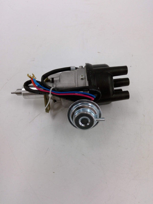 Distributor 22100-00H11 2210000H11 Fits for Nissan TCM Forklift H20 A15 Engines