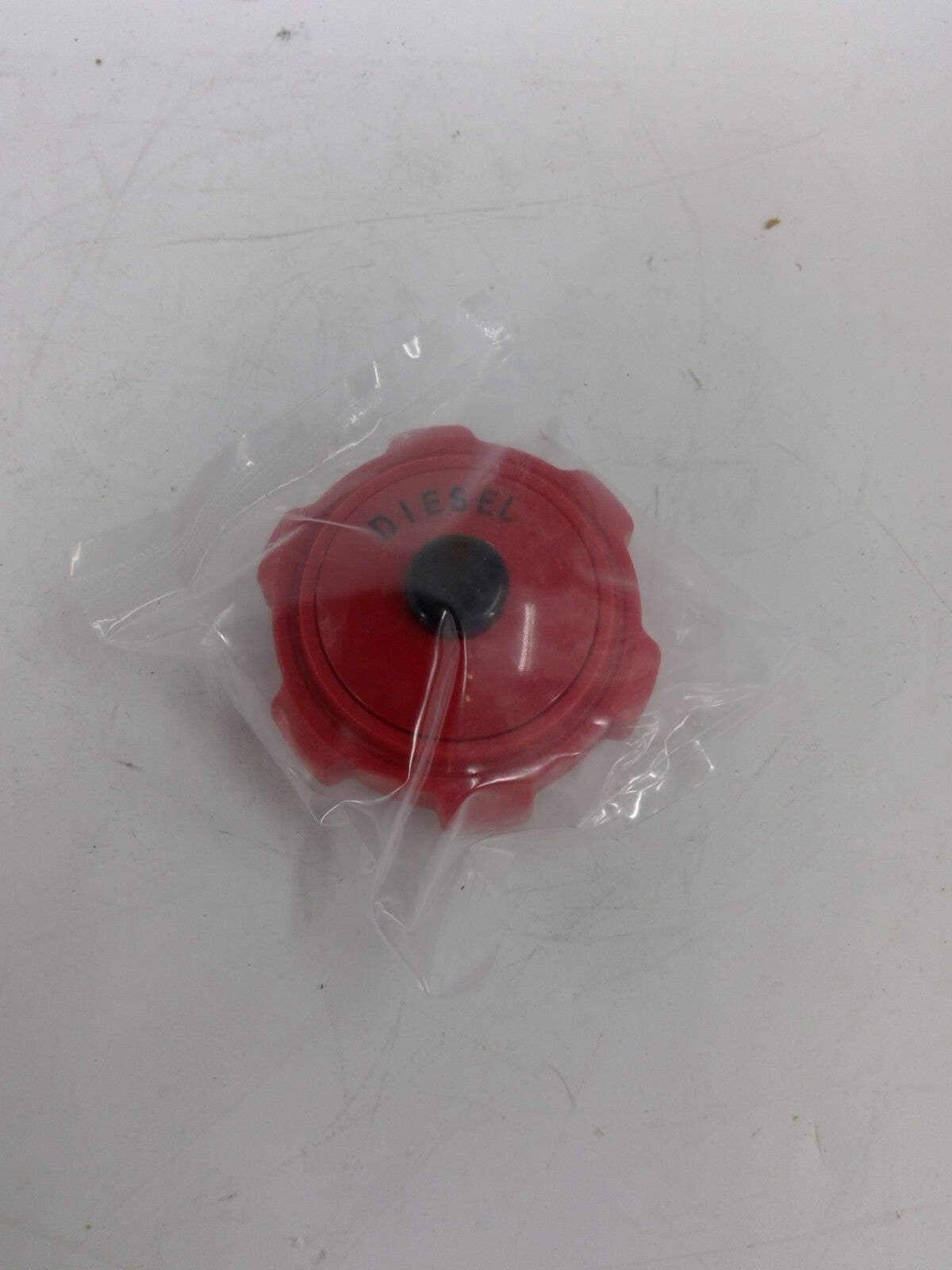 Fuel Tank Cap AM108168 John Deere Diesel 755 655 855 955 F1145 F735 F925 F935