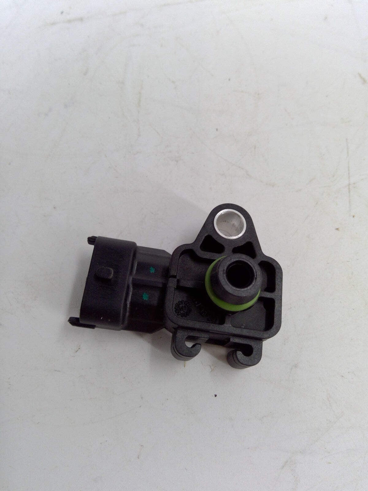 Intake Pressure Sensor 7030441 for Bobcat T650 T870 T590 T450 S740 S510 S595 E45
