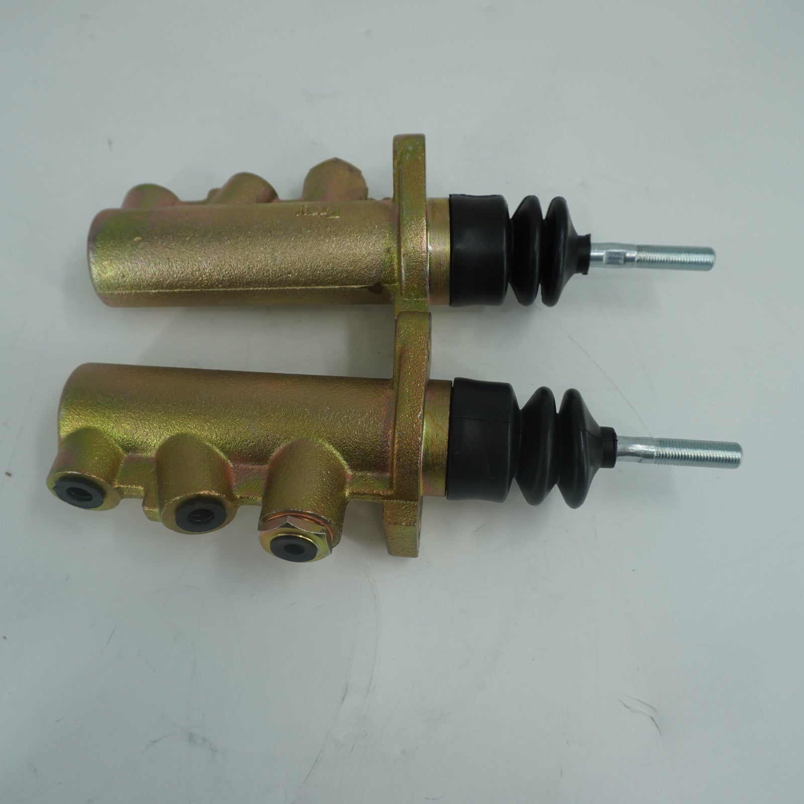 2pc Brake Master Cylinder 3614780M91 Massey Ferguson 342 352 362 365 372N 375