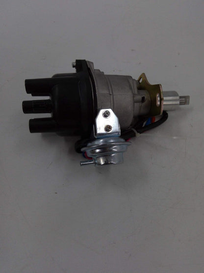 Distributor 22100-00H11 2210000H11 Fits for Nissan TCM Forklift H20 A15 Engines
