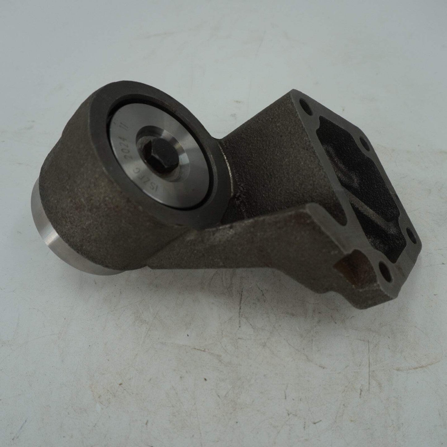 Fan Drive Bracket 3908802 3911202 3910597 for Cummins 6CT8.3 6BT QSB6.7 4BT