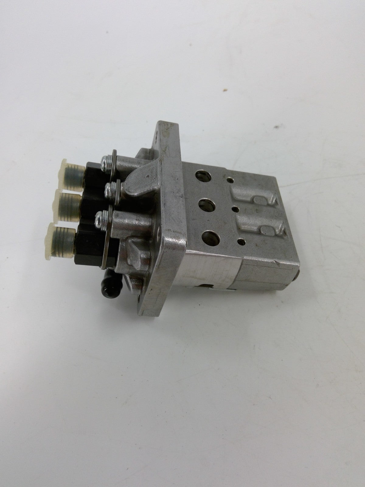 Fuel Injection Pump 094500-8630 094500-3730 for Perkins 403C-11 403D-11 S3L