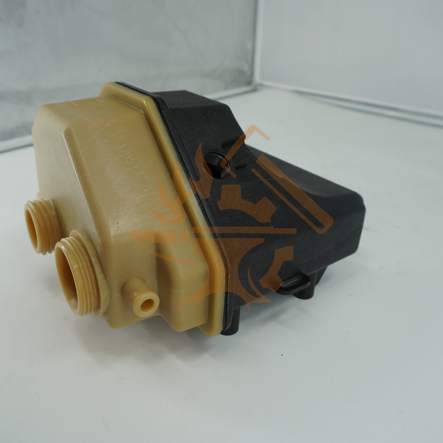 Coolant Tank 13-1057 for Thermo King T-Series 1080R 1200R 880S 1000R 800R 680R