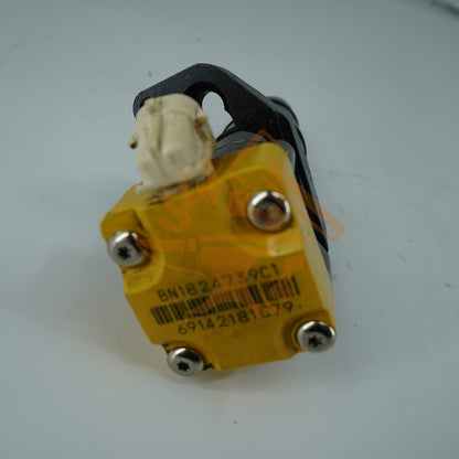 Fuel Injector 1824739C1 for Navistar DT466E 1995-1997 CAT 3126 Engine