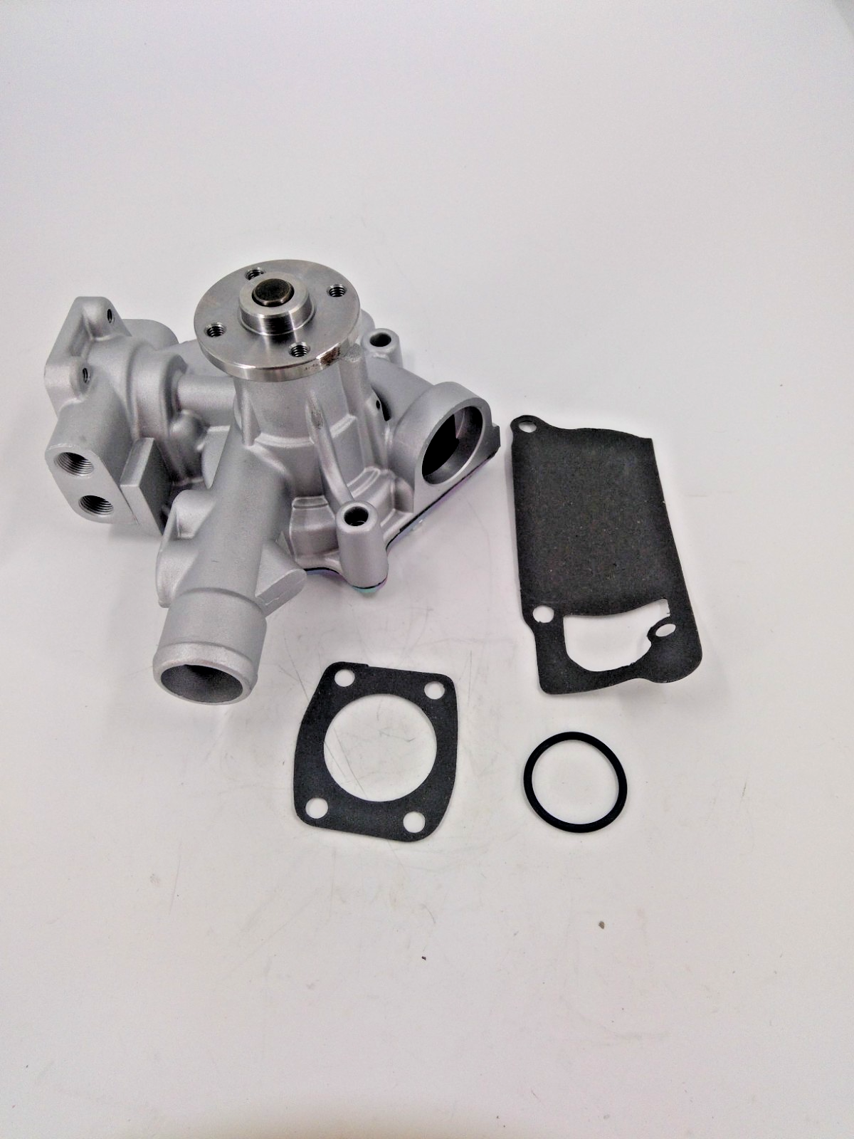 WaterPump YM129900-42050 for Komatsu4D92E 4D94E 4D94LE 4D98E WA65-3 WA75-3WA85-3