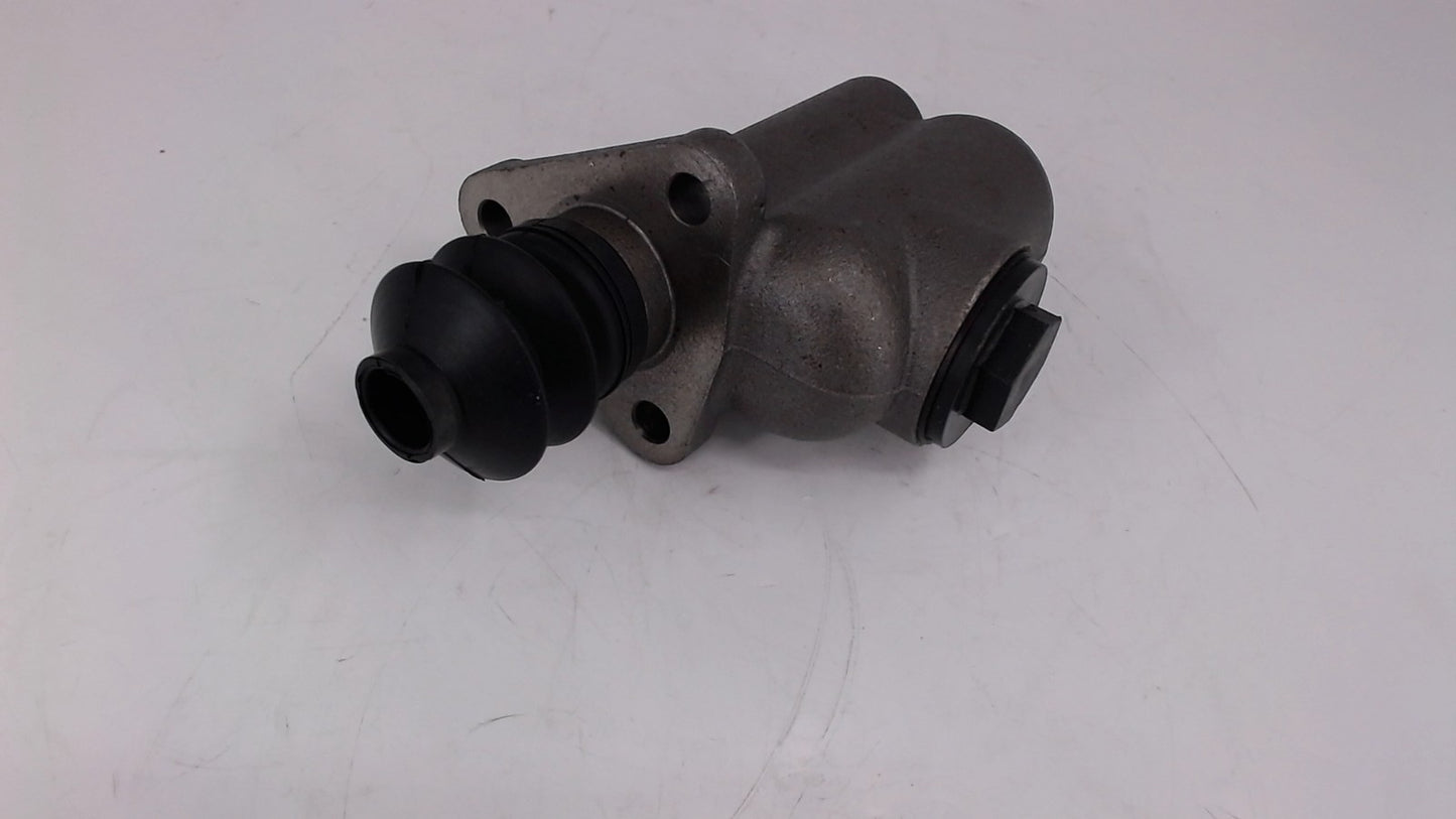 Brake Master Cylinder 899499 for Clark 30D 40D 50D Y355 Y40 Y50 Y40D Y50D 235