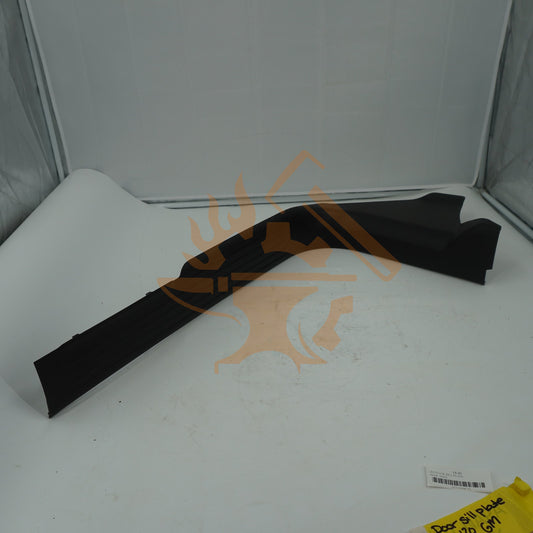 Door Sill Plate Trim Black illuminated Right Side 2014-2020 GMC Sierra1500 Yukon