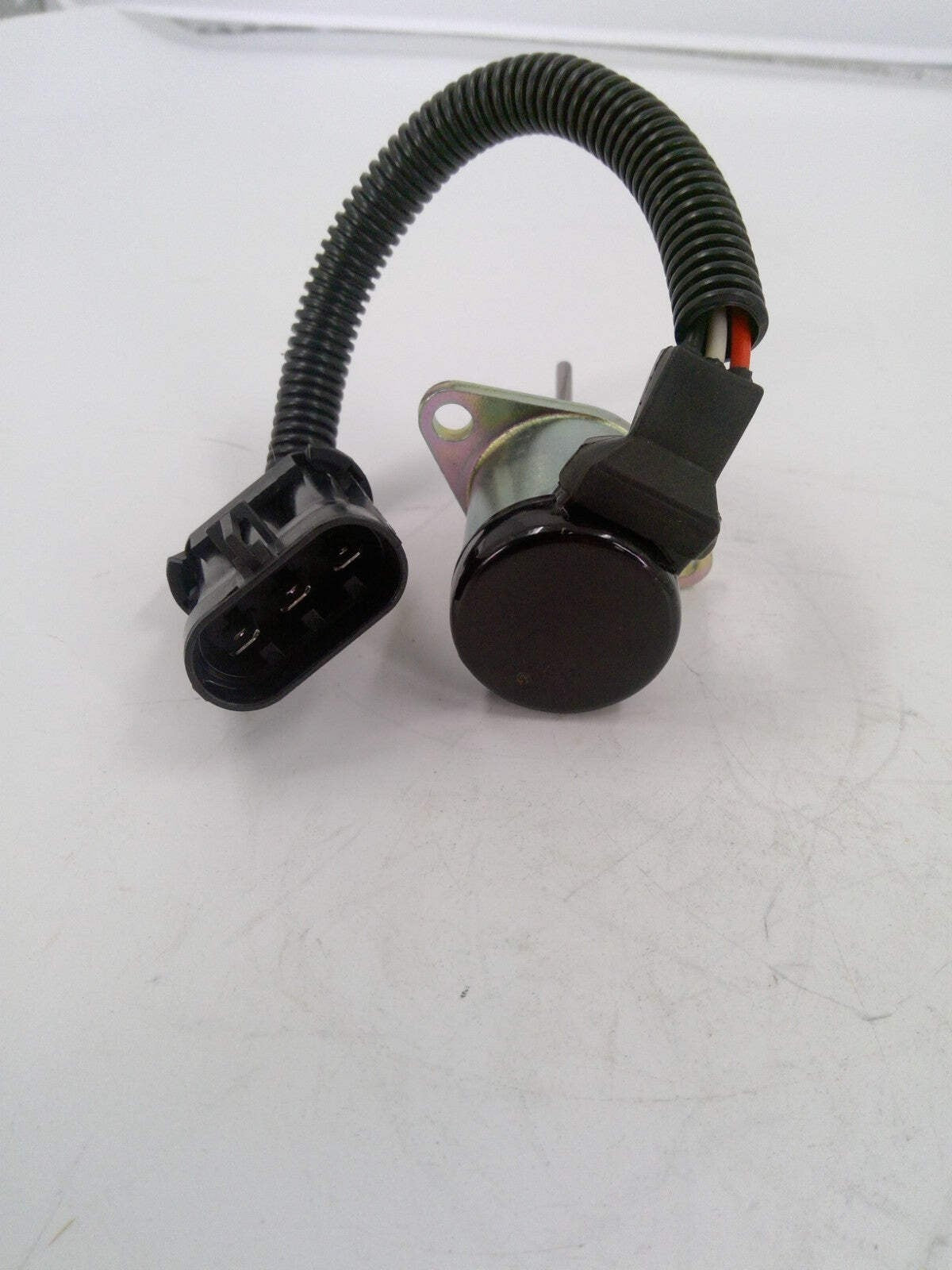 1G925-60011 Fuel Shutoff Solenoid for Kubota B1700D B2400D M8200 V2203 V2403