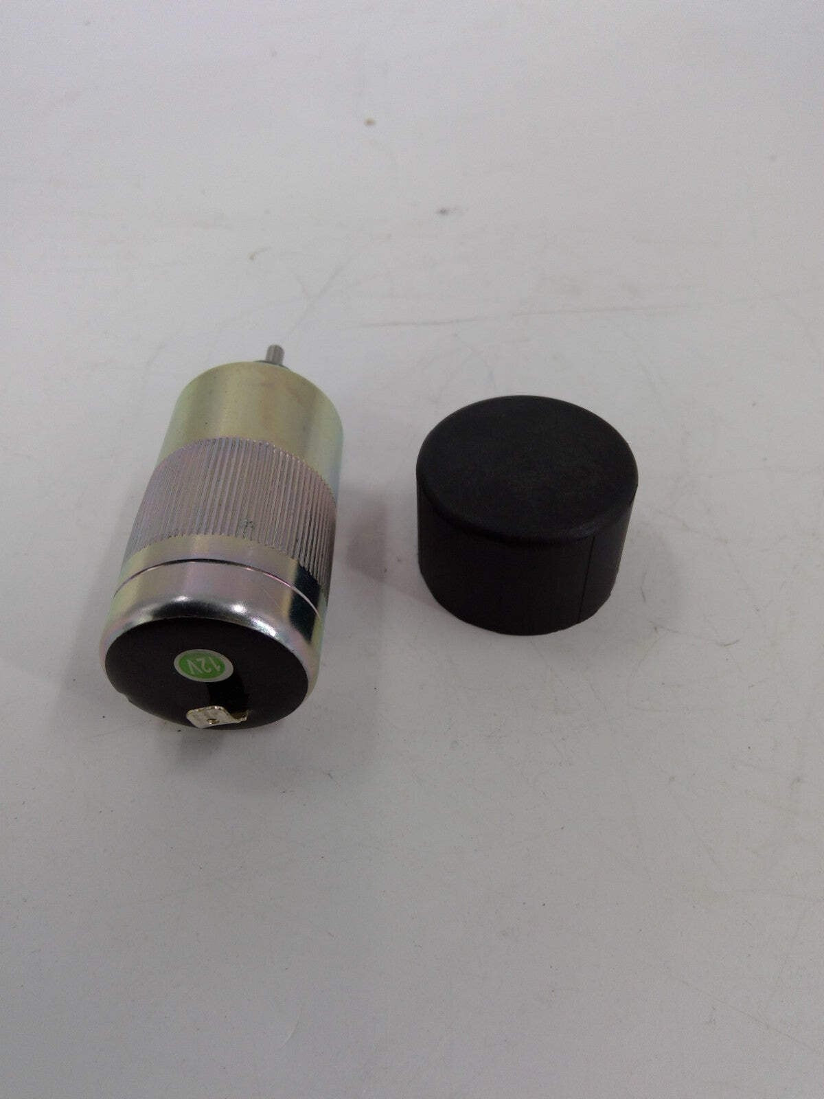 Fuel Solenoid SBA 185206083 185206085 Fits Ford New Holland TC18 LS125 L565 12V.