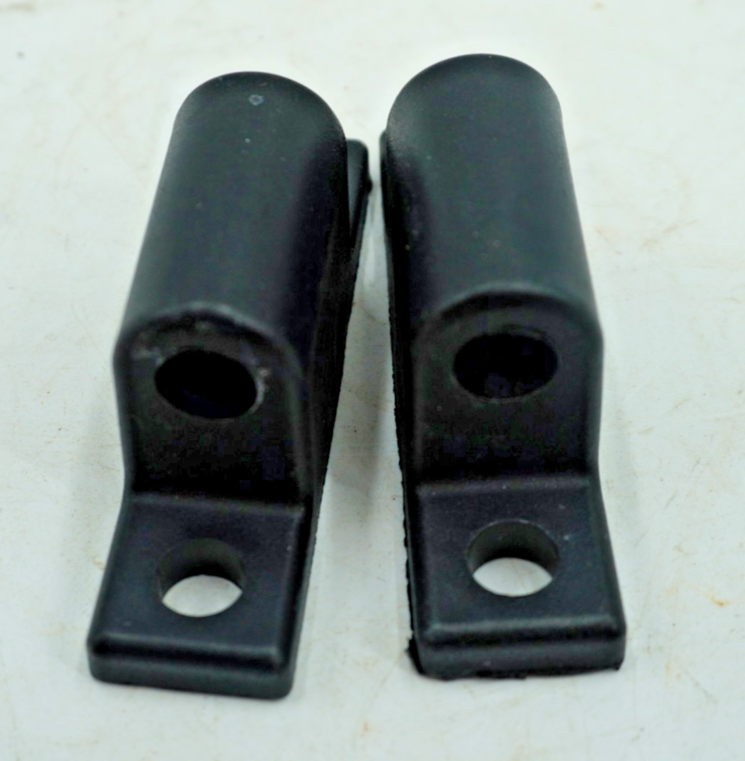 Door Hinge Set 6717593 for Bobcat 751 753 763 773 863 864 873 883 963