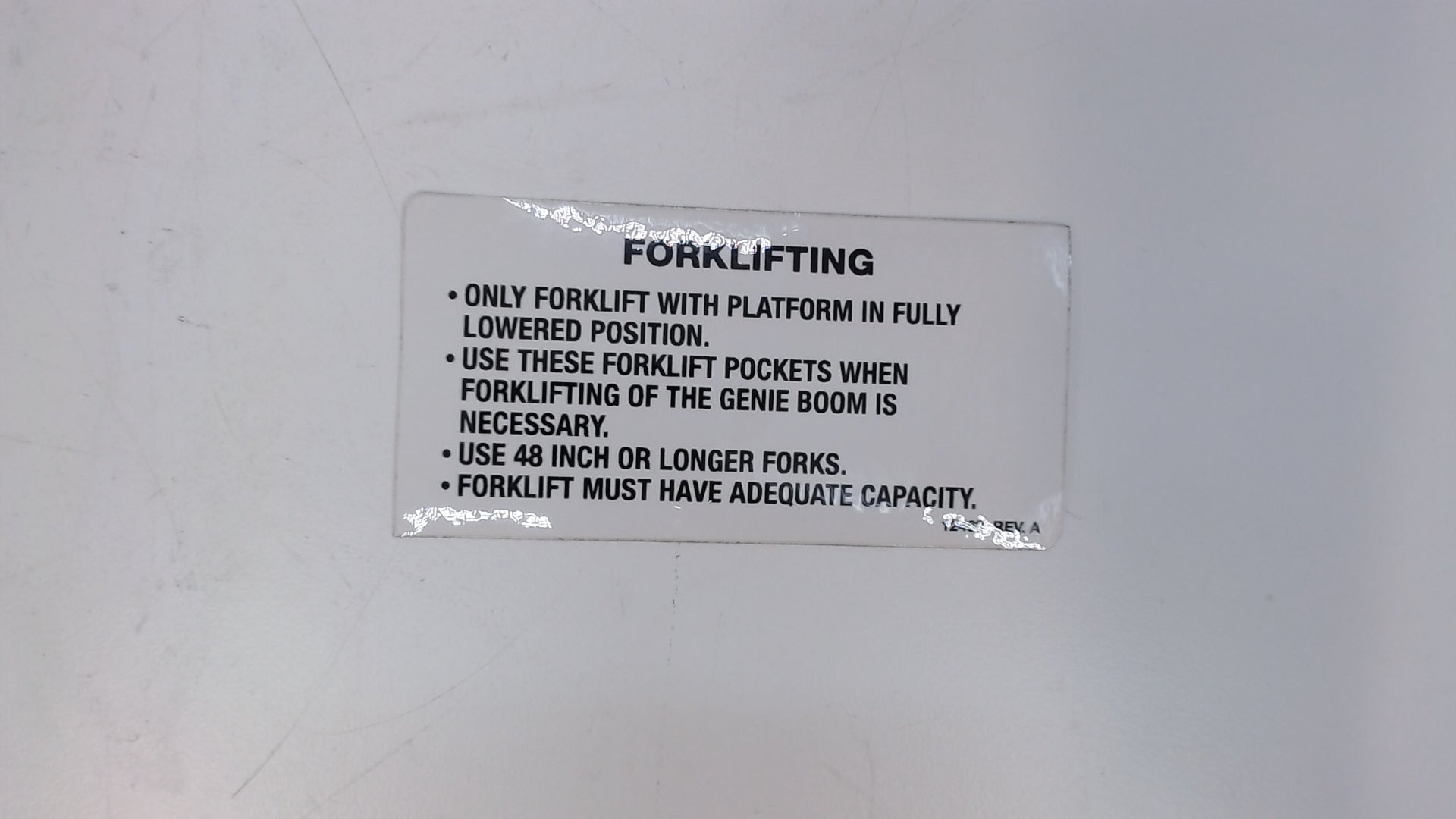 DECAL, FORK LIFTING" BOOM