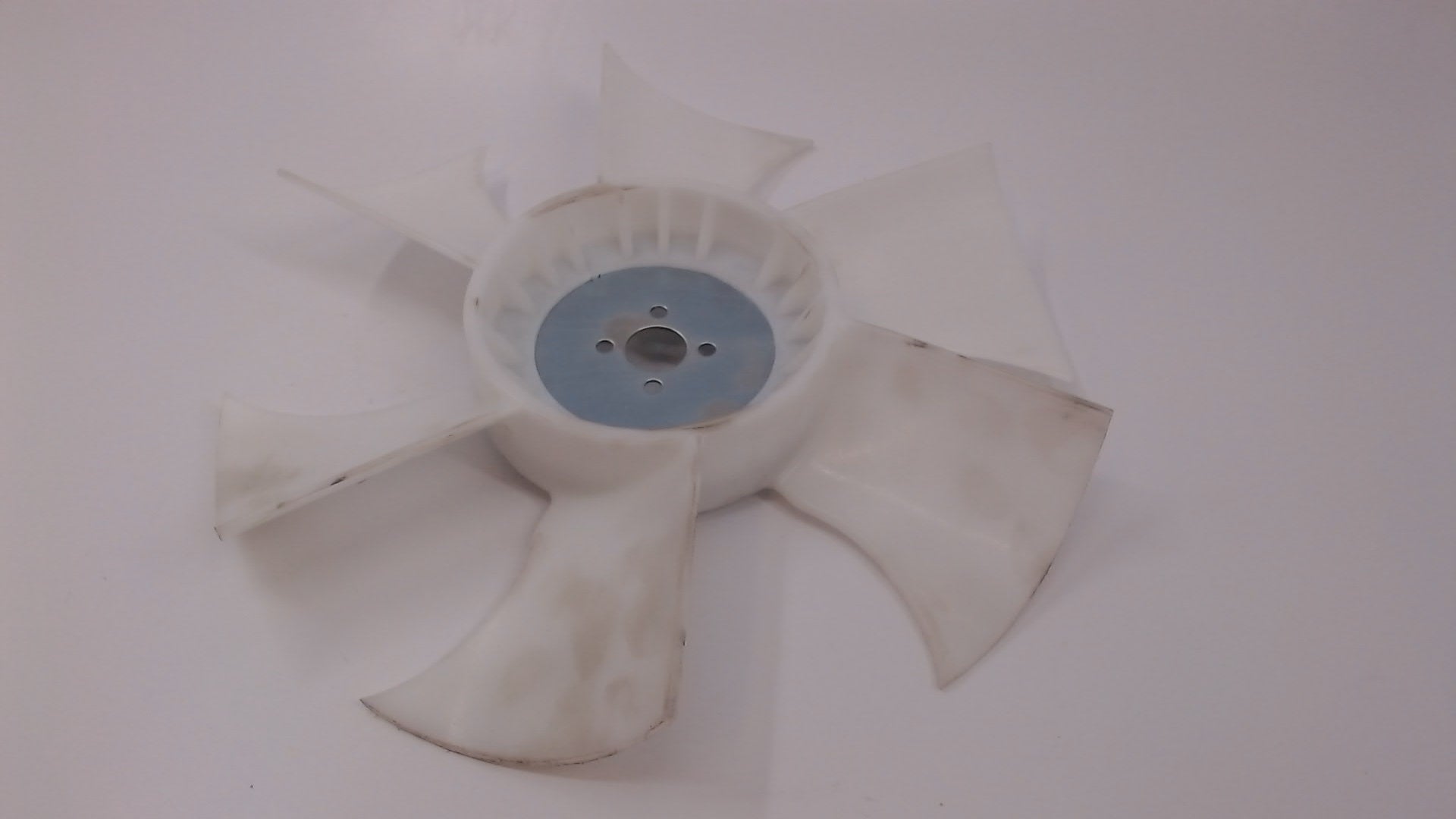 FAN BLADE