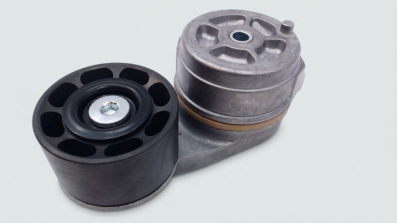 BELT TENSIONER