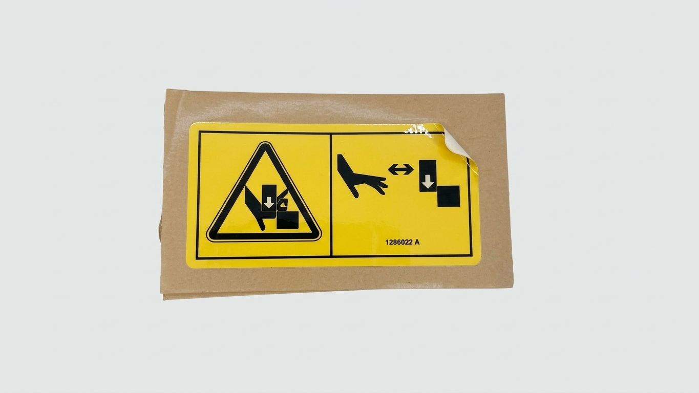 DECAL, CRUSH HAZ, MOVING PT, SYM